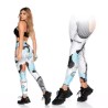 Leggins color blanco con detalles azules naranjas y negros